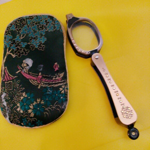 Vintage 1950's Folding Opera Glasses  with case - Picture 2 of 6